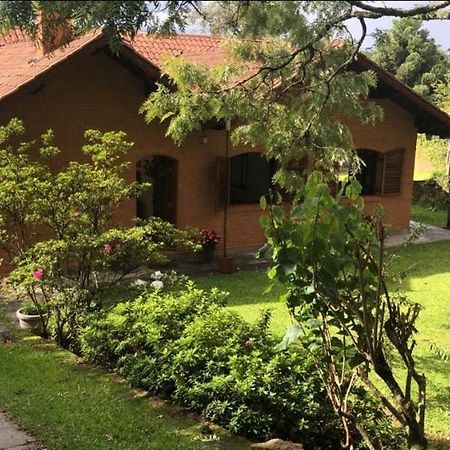 Casa Das Glicinias Perto Do Centro Villa Monte Verde  Luaran gambar